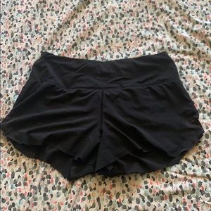 Size 8 lululemon running shorts